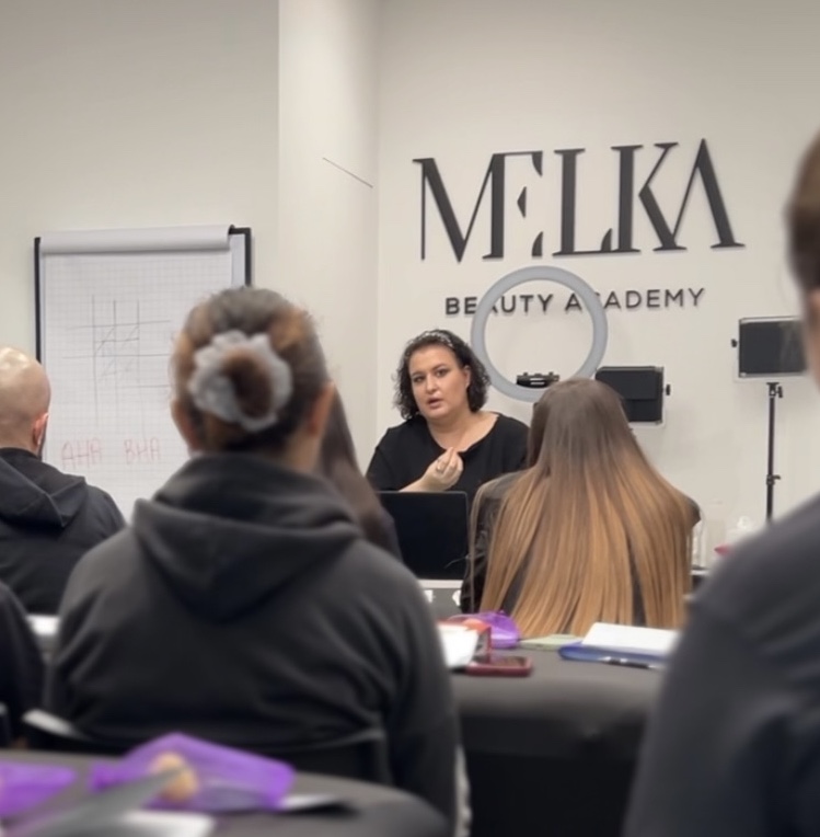Laura Portomeo Docente Melka Beauty Academy